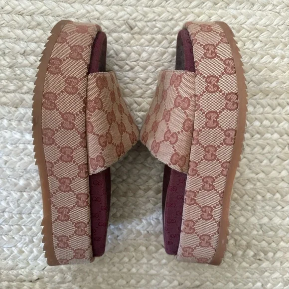 Gucci Women's Slide Sandals - Picture 3 of 6